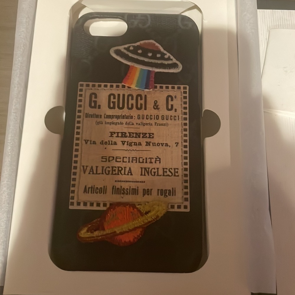 NIB AUTHENTIC GUCCI PHONE CASE​​​​​​ - Picture 3 of 8